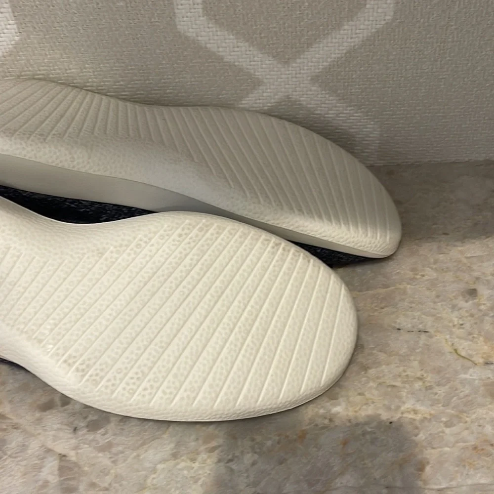 NWOT ALLBIRDS Men's Wool‎ Runner Mizzles!